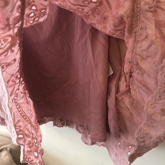 Pretty Garden Eyelet Overlay Short Puff Sleeve Ruffle Hem Babydoll Boho Dresses - Picture 10 of 12